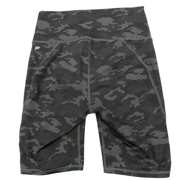 Fabletics Brand Green Black Grey Camo Bike Shorts Size Medium - Picture 3 of 10
